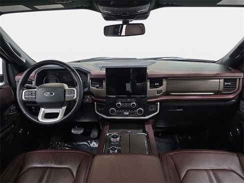 Used 2024 Ford Expedition Max Limited image 10