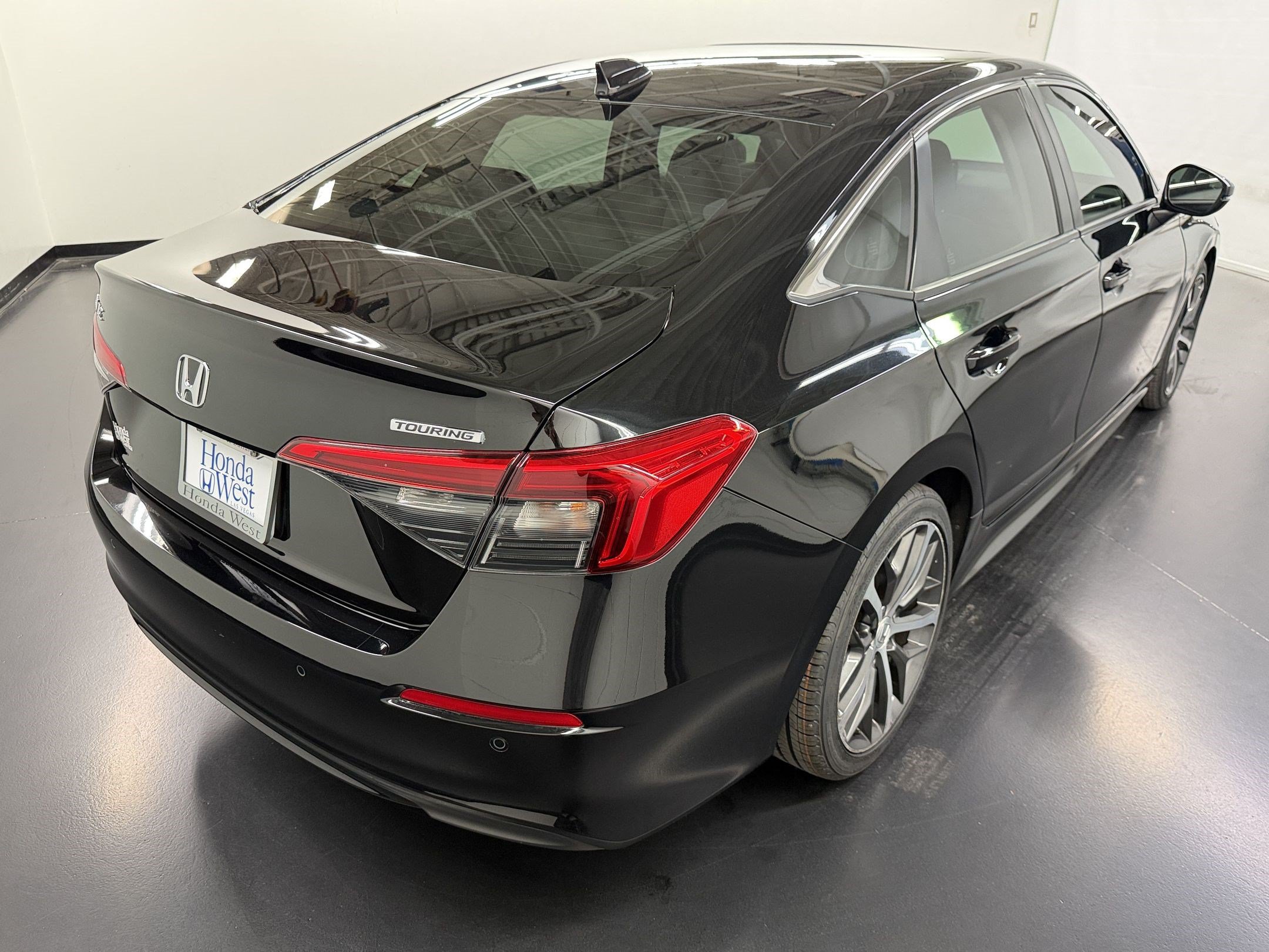 Certified 2024 Honda Civic Touring image 9