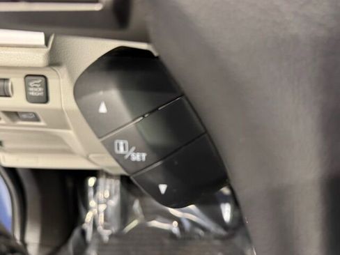 Used 2016 Subaru Forester 2.5i Touring w/ Eyesight & Navigation System image 29