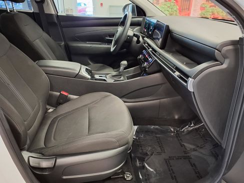 Used 2025 Hyundai Tucson SEL AWD/4WD image 10