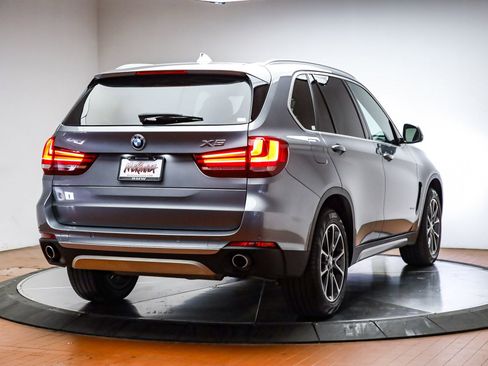Used 2017 BMW X5 xDrive35d image 7