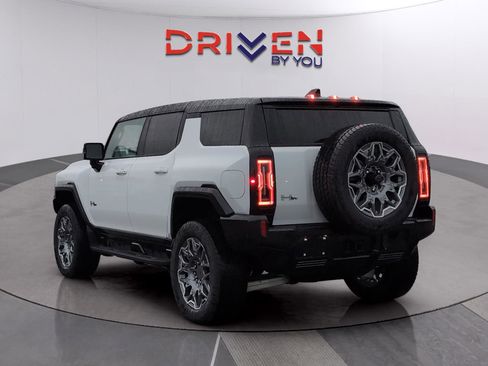 New 2025 GMC Hummer EV 2X image 3