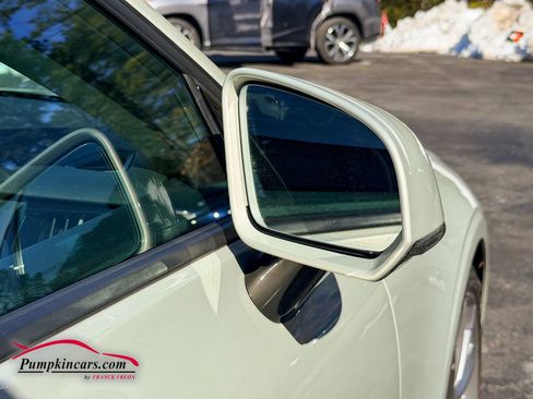 Used 2020 Volvo S60 T5 Momentum image 38