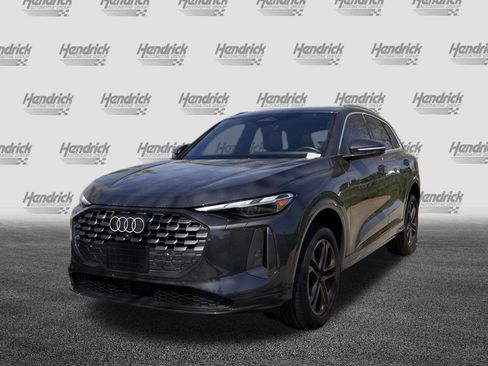 Used 2025 Audi Q5 Premium image 6