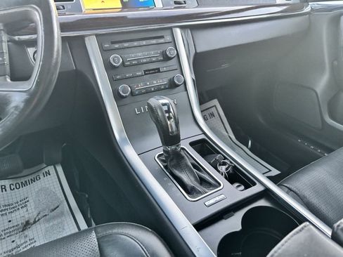 Used 2010 Lincoln MKS AWD image 21