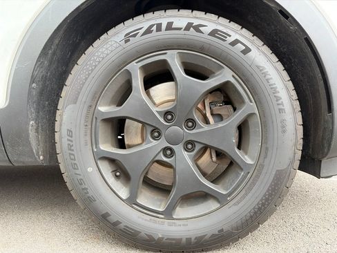 Used 2020 Kia Telluride EX AWD/4WD image 25