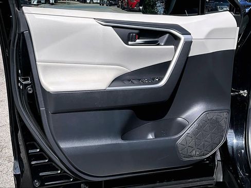 Used 2020 Toyota RAV4 XLE w/ XLE Grade Weather Package image 26