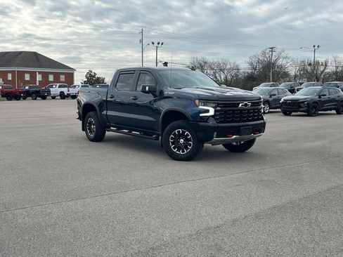 Certified 2023 Chevrolet Silverado 1500 ZR2 AWD/4WD image 2