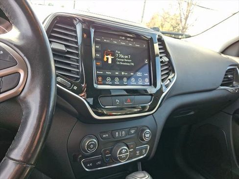 Certified 2020 Jeep Cherokee Limited image 28