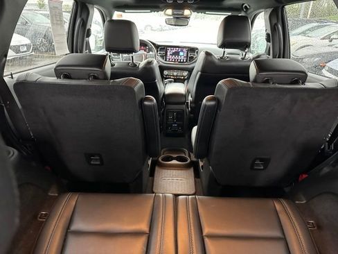 Used 2022 Dodge Durango GT AWD/4WD image 9