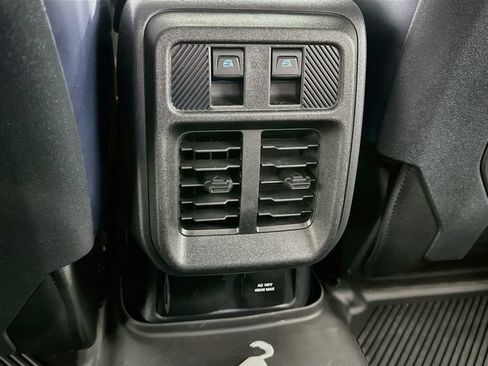 Used 2025 Ford Bronco Raptor AWD/4WD image 11