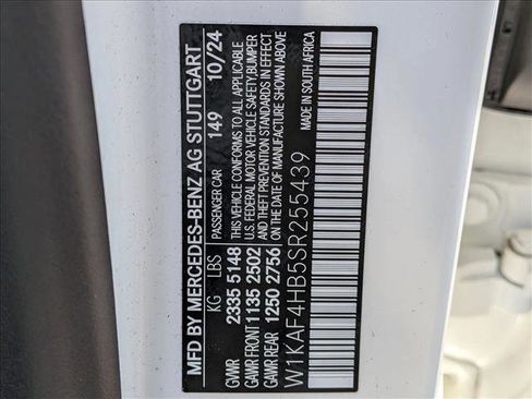 Certified 2025 Mercedes-Benz C 300 4MATIC Sedan image 25