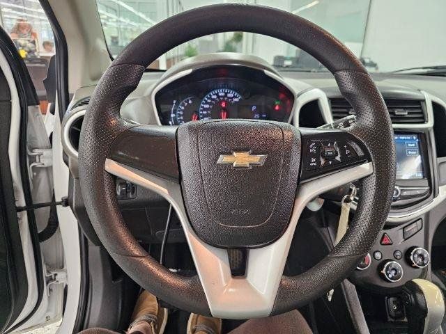 Used 2018 Chevrolet Sonic LT FWD image 10