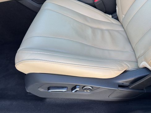 Used 2023 Acura MDX SH-AWD w/ Technology Package image 12