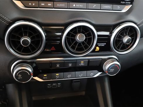 Used 2023 Nissan Sentra SV image 19