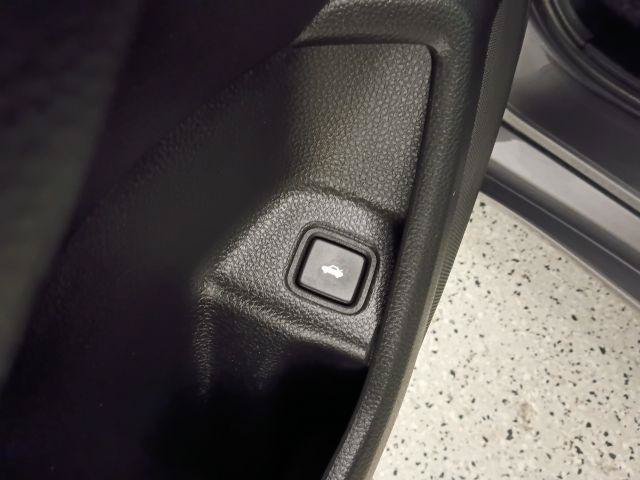 Used 2018 Honda Accord LX image 18