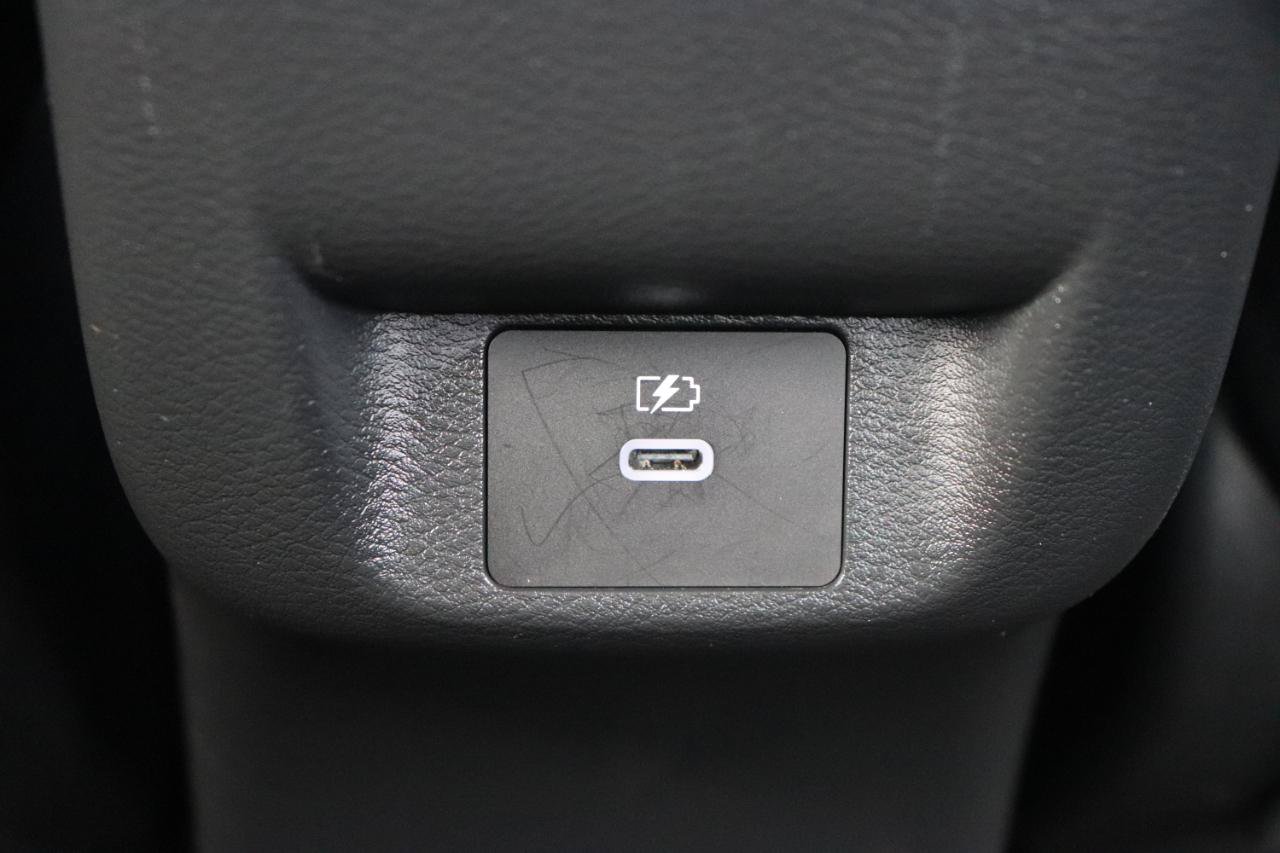 Used 2025 Nissan Versa SV w/ Trunk Package FWD image 21