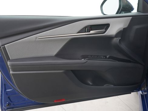 Used 2025 Toyota Camry SE image 18