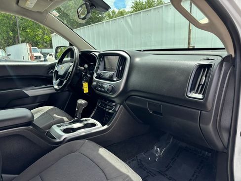 Used 2016 Chevrolet Colorado LT w/ LT Convenience Package RWD image 21