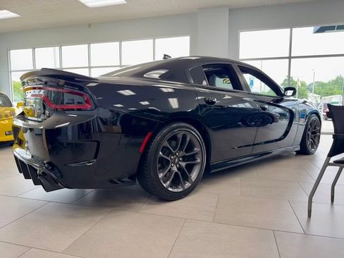 Used 2023 Dodge Charger Scat Pack w/ Plus Group RWD image 7