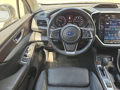 Used 2023 Subaru Ascent Touring AWD/4WD image 12