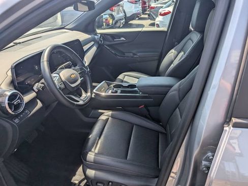 Used 2026 Chevrolet Equinox LT w/ Convenience Package II AWD/4WD image 13
