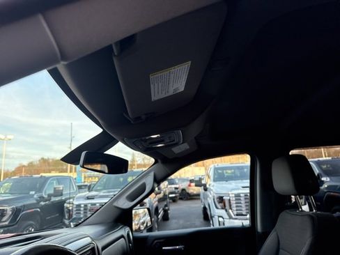 Used 2021 GMC Sierra 1500 Elevation w/ Preferred Package image 16