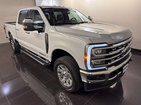 New 2026 Ford F250 Lariat w/ Chrome Package AWD/4WD image 1
