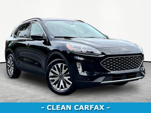 Used 2022 Ford Escape Titanium AWD/4WD image 3