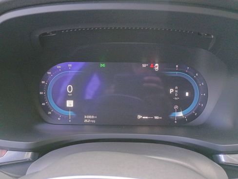 Used 2025 Volvo V60 B5 Cross Country Plus image 15