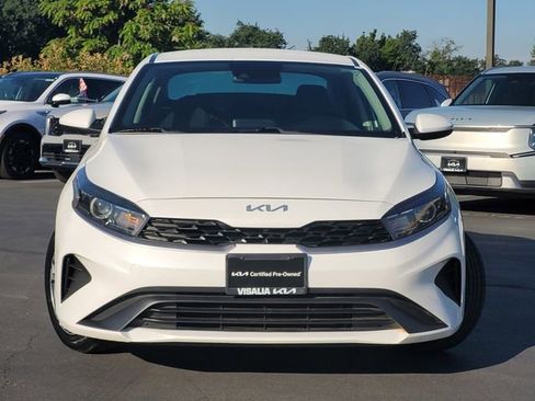 Certified 2023 Kia Forte LXS FWD image 4