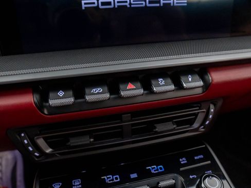 Certified 2022 Porsche 911 Carrera 4S AWD/4WD image 37