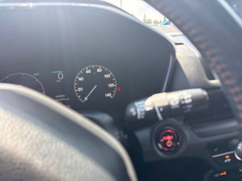 Used 2024 Honda CR-V Sport-L image 28