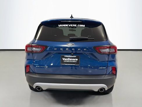 Used 2023 Ford Escape Active w/ Tech Pack #2 AWD/4WD image 9