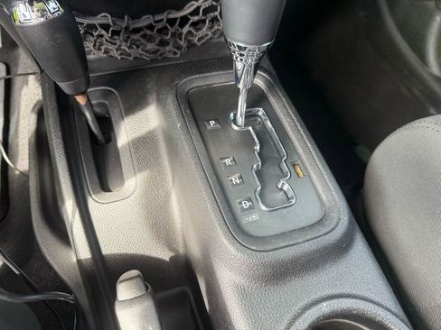 Used 2012 Jeep Wrangler Sport w/ Connectivity Group image 23