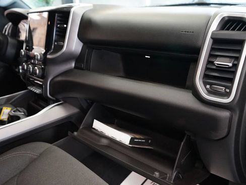 Used 2022 RAM 1500 Big Horn AWD/4WD image 43