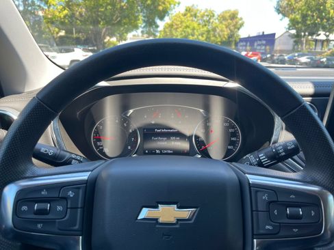 Used 2026 Chevrolet Blazer LT FWD image 29