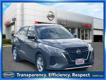 Used 2025 Nissan Kicks Play S