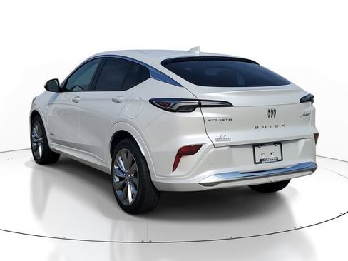 Certified 2024 Buick Envista Avenir FWD image 3