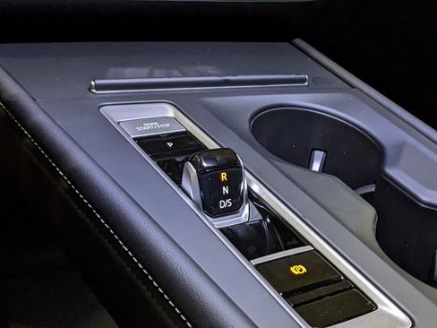 New 2026 Volkswagen Atlas Cross Sport SE image 18