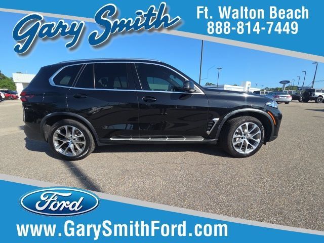 Used 2024 BMW X5 sDrive40i w/ Premium Package RWD image 1