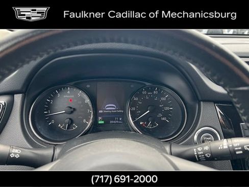 Used 2020 Nissan Rogue SV w/ Sun & Sound Touring Package AWD/4WD image 25