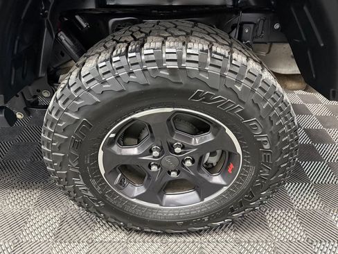 Used 2023 Jeep Gladiator Rubicon w/ LED Lighting Group AWD/4WD image 20