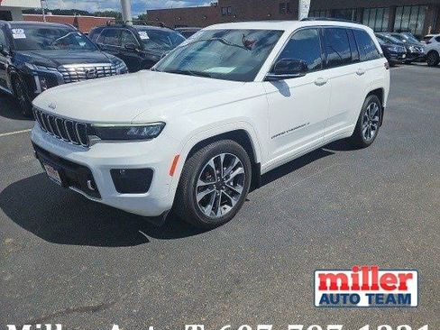 Used 2024 Jeep Grand Cherokee Overland w/ Trailer Tow Package image 1