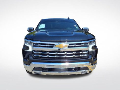 Used 2025 Chevrolet Silverado 1500 LTZ w/ Technology Package AWD/4WD image 2