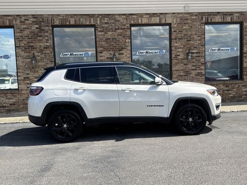 Used 2018 Jeep Compass Limited w/ Navigation Group AWD/4WD image 6
