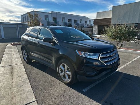 Used 2018 Ford Edge SE image 5