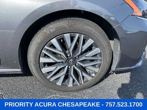 Used 2025 Nissan Altima 2.5 SV FWD image 22