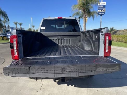New 2026 Ford F250 Lariat w/ Black Appearance Package image 25