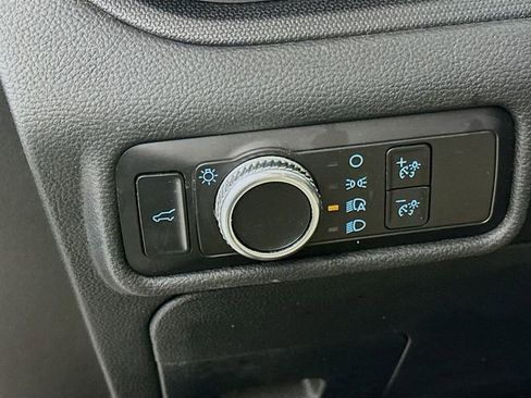 Used 2021 Ford Explorer 4WD w/ Class III Trailer Tow Package image 15